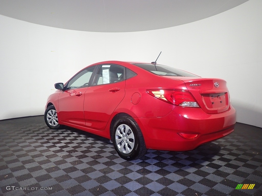 2016 Accent SE Sedan - Boston Red / Gray photo #10