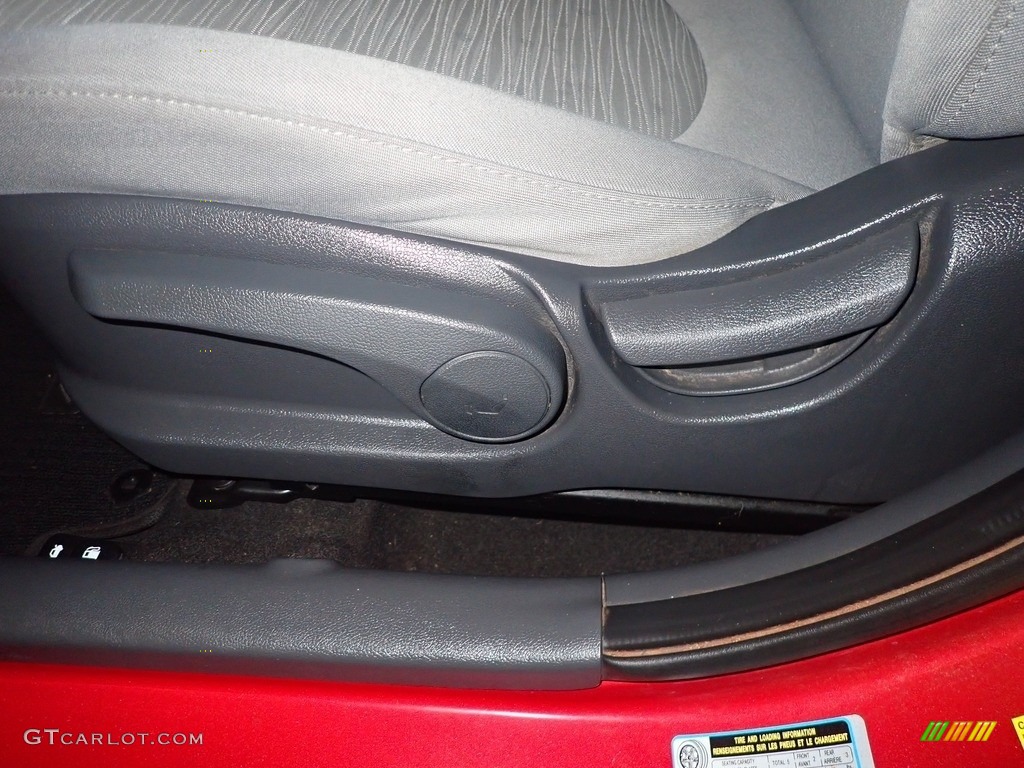 2016 Accent SE Sedan - Boston Red / Gray photo #21