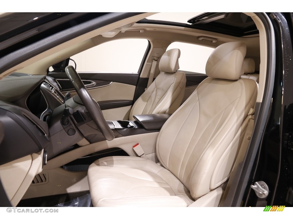 2017 Lincoln MKX Reserve AWD Front Seat Photo #142289257