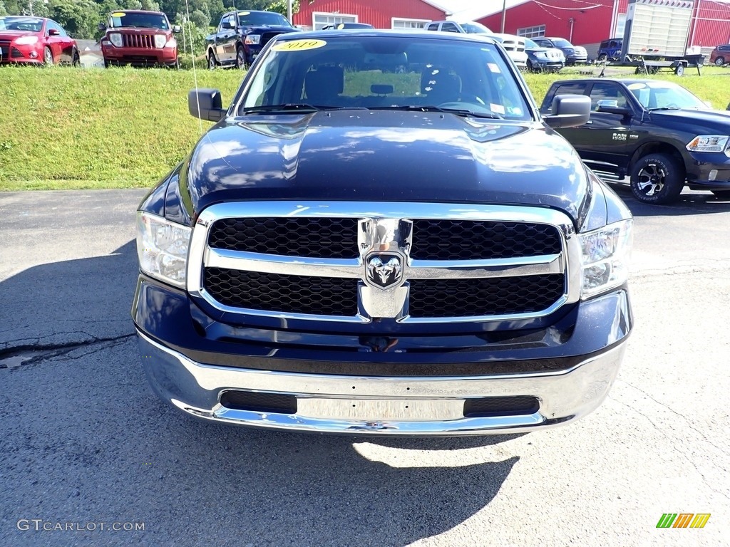 2019 1500 Classic Tradesman Crew Cab 4x4 - Diamond Black Crystal Pearl / Black/Diesel Gray photo #8