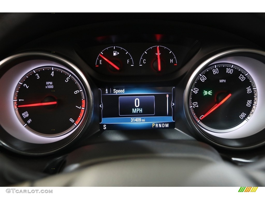 2018 Buick Regal TourX Preferred AWD Gauges Photos