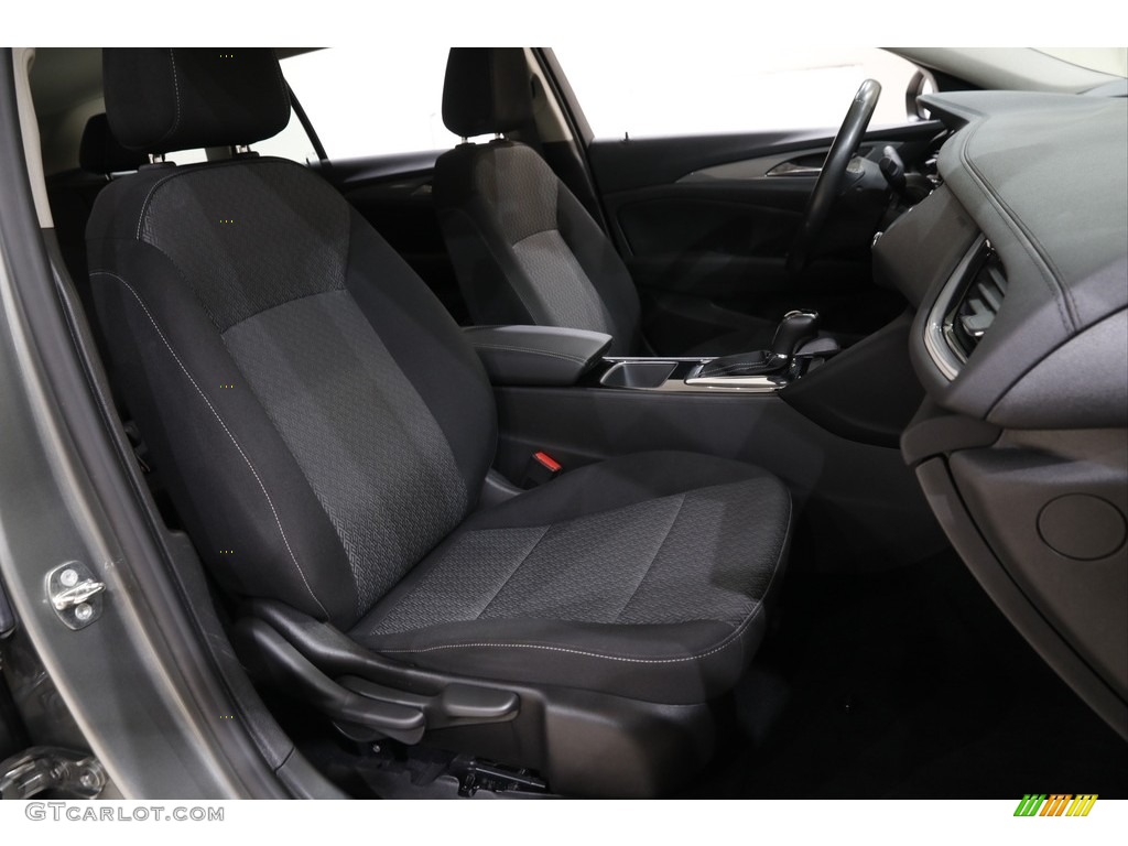 2018 Buick Regal TourX Preferred AWD Front Seat Photos