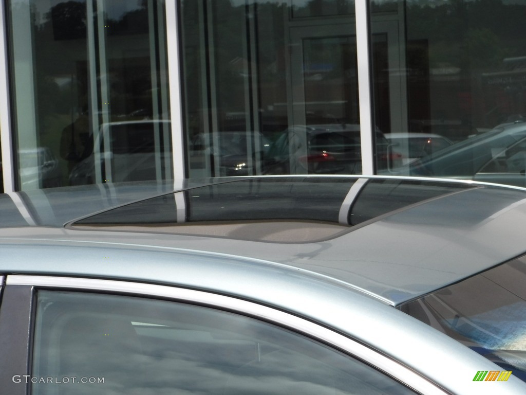 2011 Camry LE - Aloe Green Metallic / Bisque photo #4