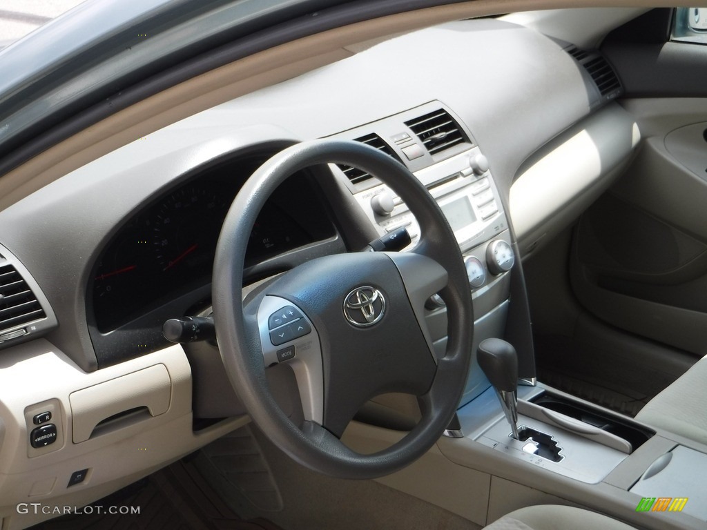 2011 Camry LE - Aloe Green Metallic / Bisque photo #12