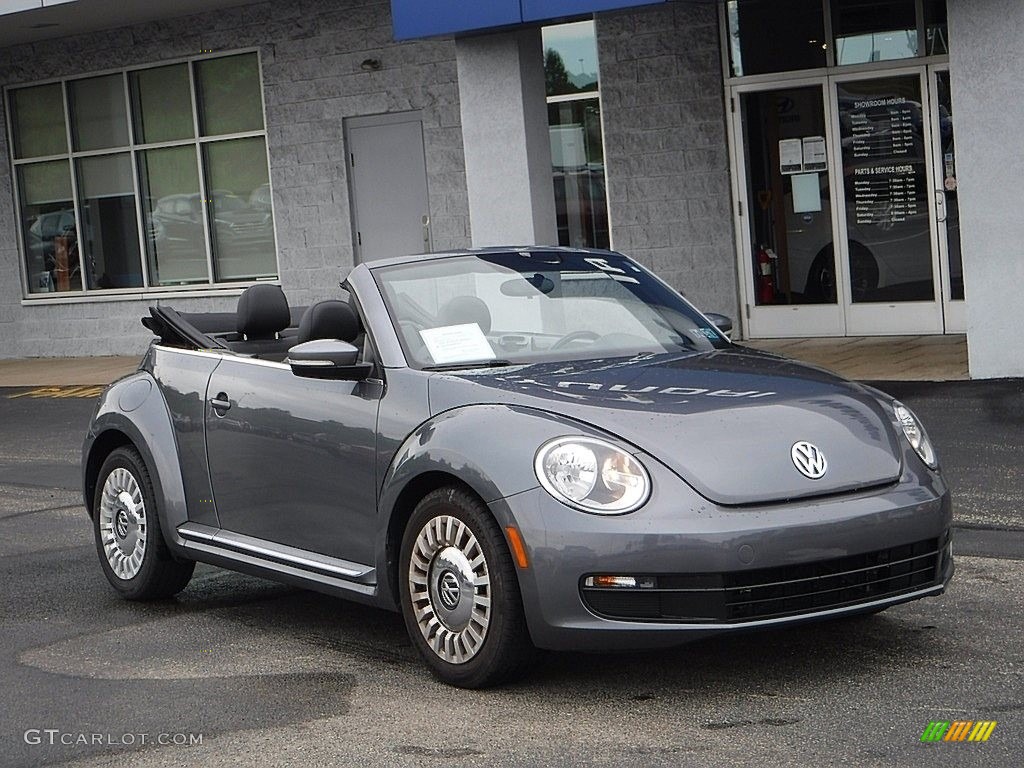 Platinum Gray Metallic 2014 Volkswagen Beetle 2.5L Convertible Exterior Photo #142298397