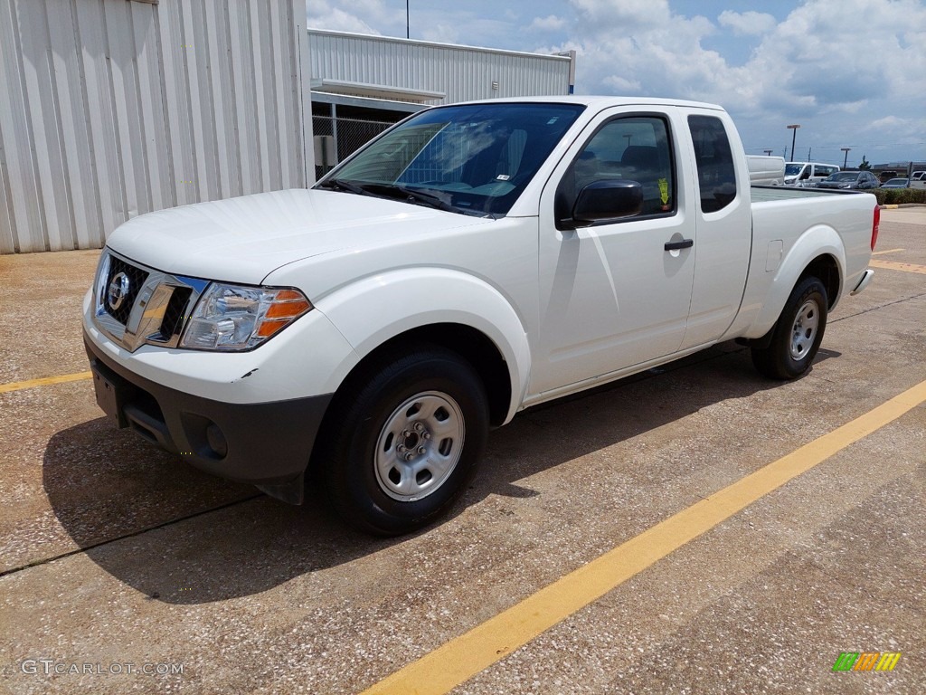 2017 Frontier S King Cab - Glacier White / Steel photo #3