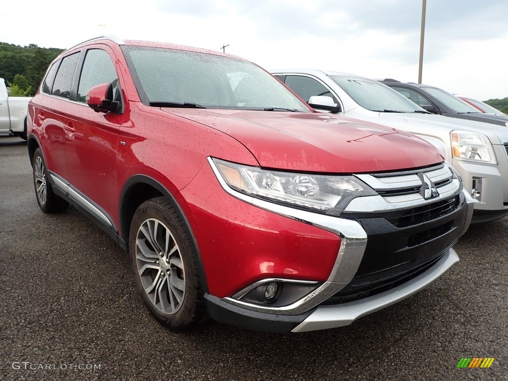 2018 Mitsubishi Outlander GT 3.0 S-AWC Exterior Photos