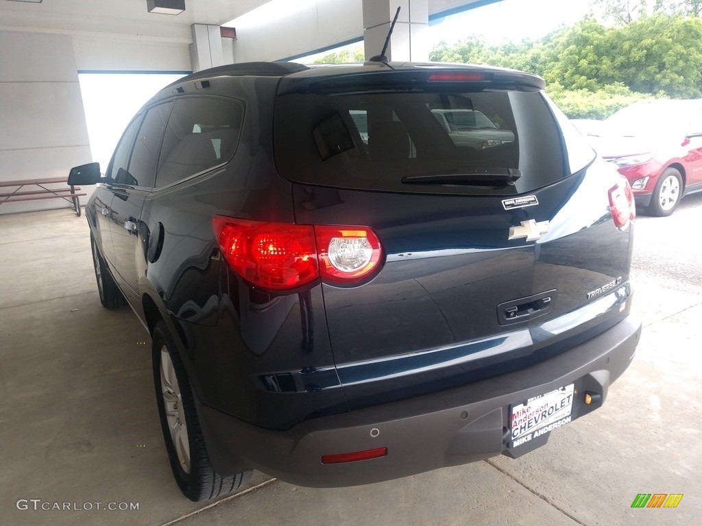 2012 Traverse LT - Dark Blue Metallic / Dark Gray/Light Gray photo #8