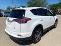 Super White - RAV4 LE Photo No. 2