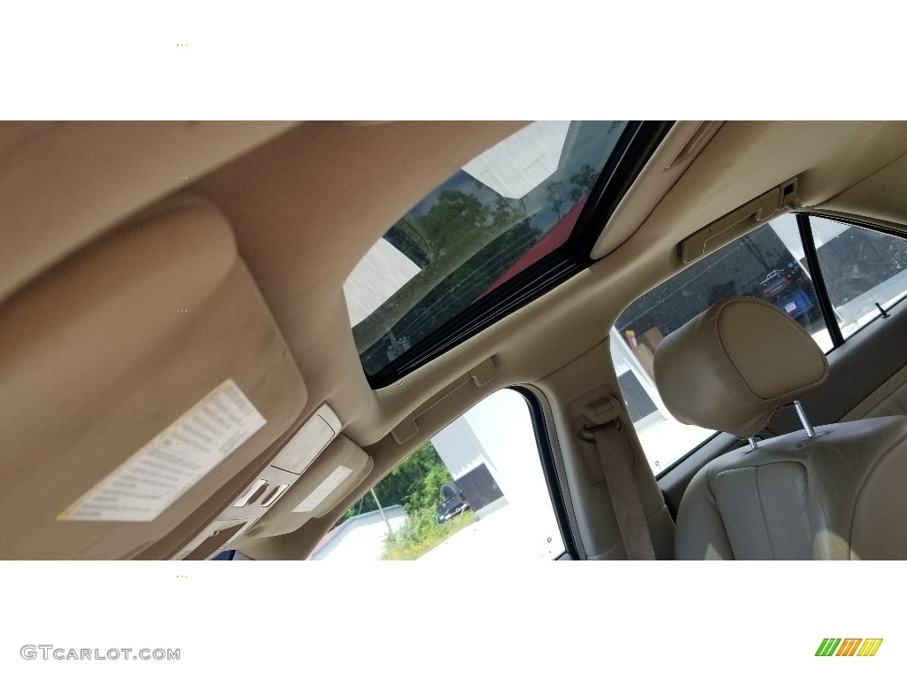 2006 STS V6 - White Diamond / Cashmere photo #17