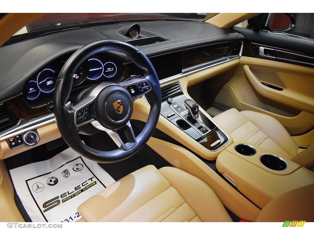 Black/Luxor Beige Interior 2018 Porsche Panamera 4 Photo #142302629