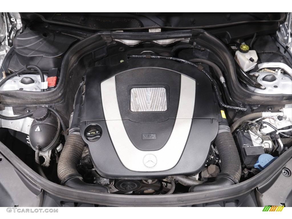 2011 GLK 350 4Matic - Iridium Silver Metallic / Black photo #18