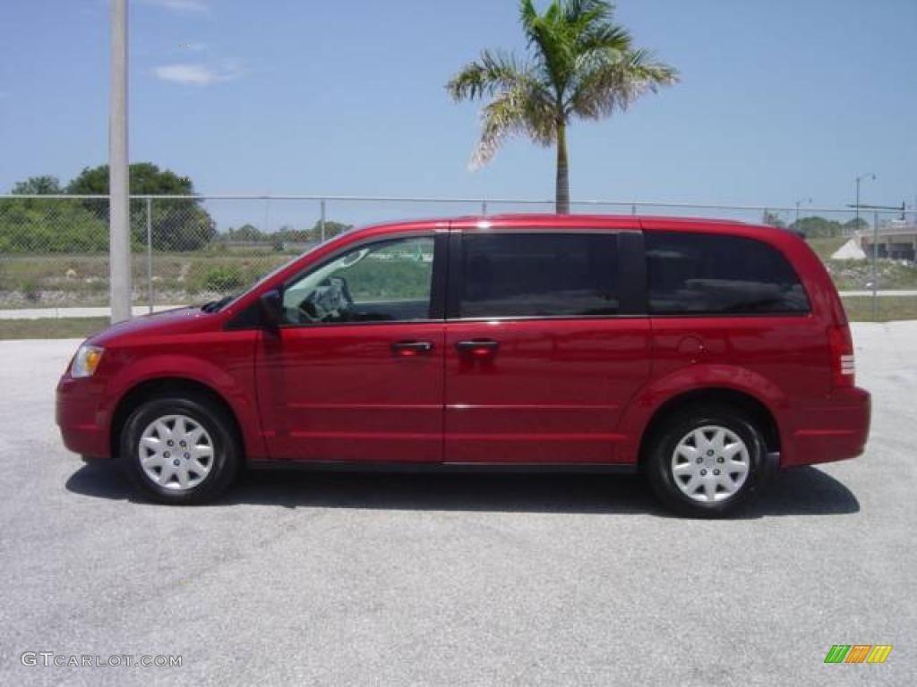 2008 Town & Country LX - Inferno Red Crystal Pearlcoat / Medium Slate Gray/Light Shale photo #3