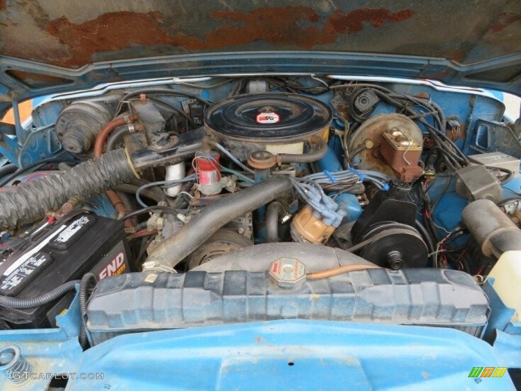 1977 Jeep Cherokee Chief 4x4 5.9 Liter OHV 16-Valve V8 Engine Photo #142315675