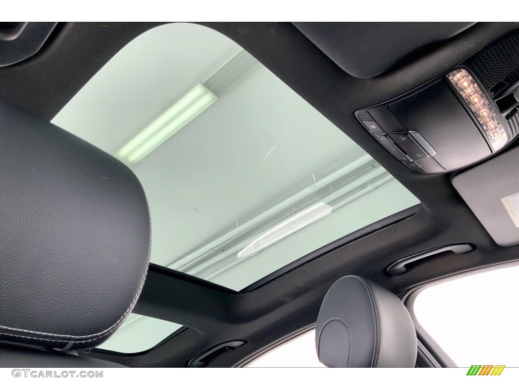 2018 C 300 Sedan - Polar White / Black photo #25