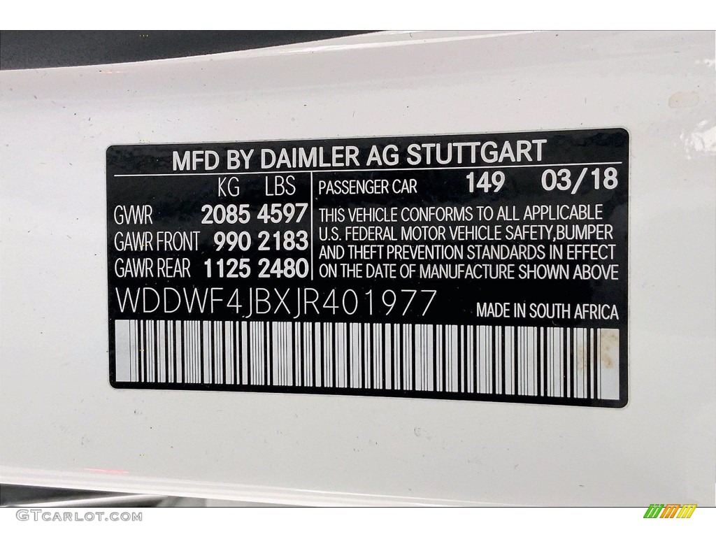 2018 C 300 Sedan - Polar White / Black photo #33