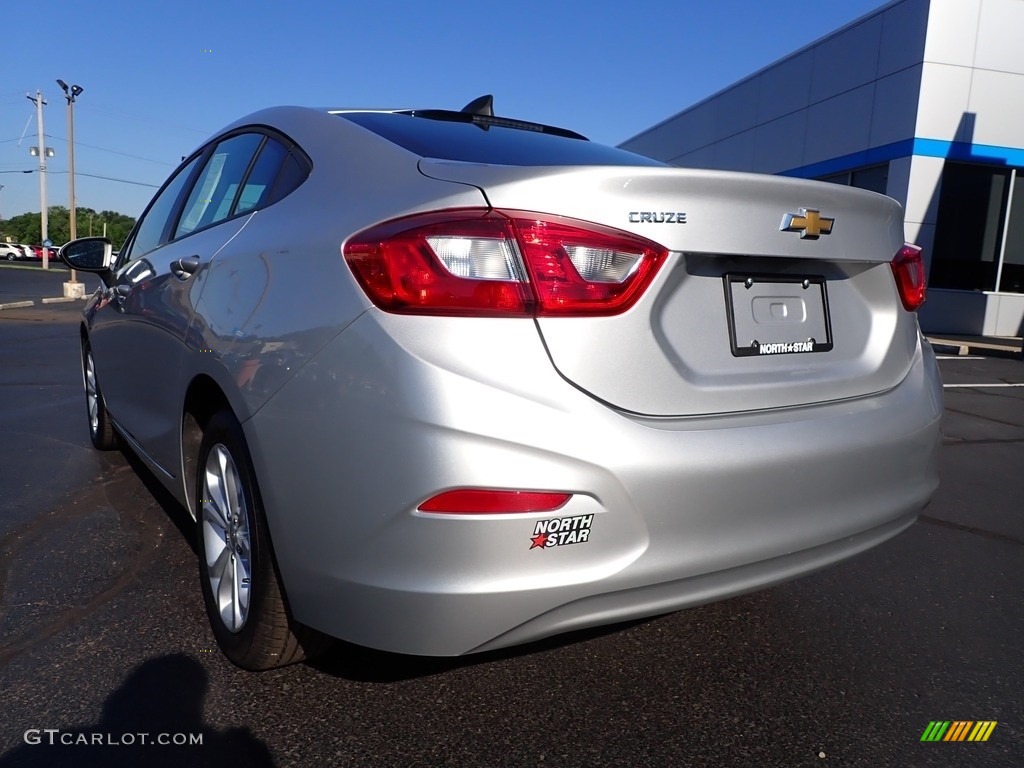2019 Cruze LS - Silver Ice Metallic / Jet Black/­Galvanized photo #5