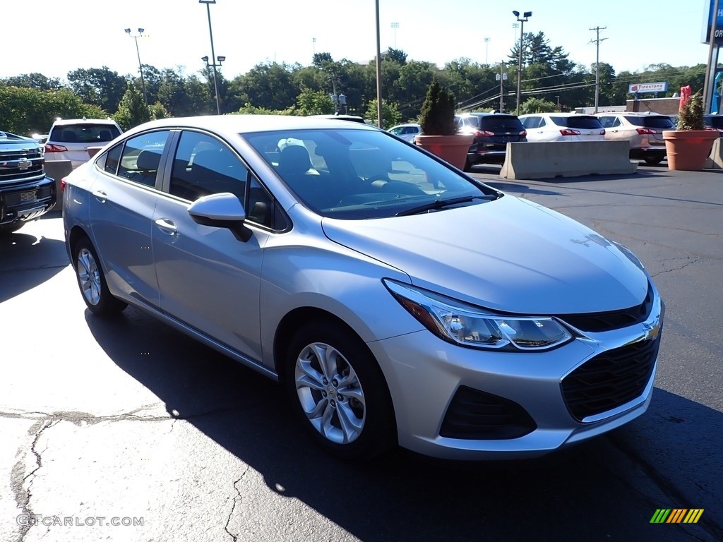 2019 Cruze LS - Silver Ice Metallic / Jet Black/­Galvanized photo #11