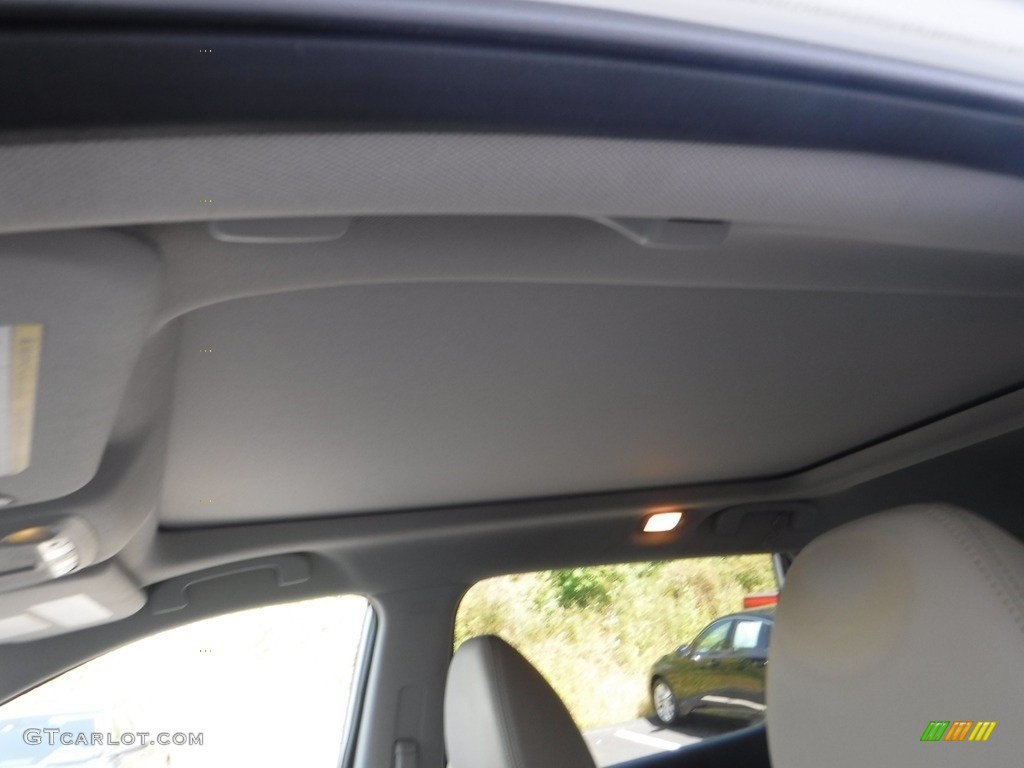 2014 Rogue SL AWD - Moonlight White / Almond photo #9
