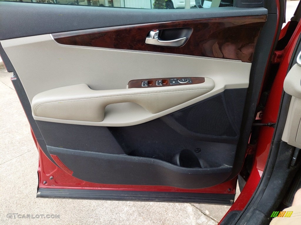 2017 Kia Sorento LX V6 Stone Beige Door Panel Photo #142318372
