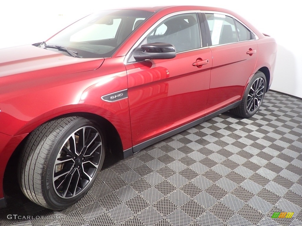 2018 Taurus SHO AWD - Ruby Red / Charcoal Black photo #12
