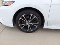 Super White - Camry SE Photo No. 9