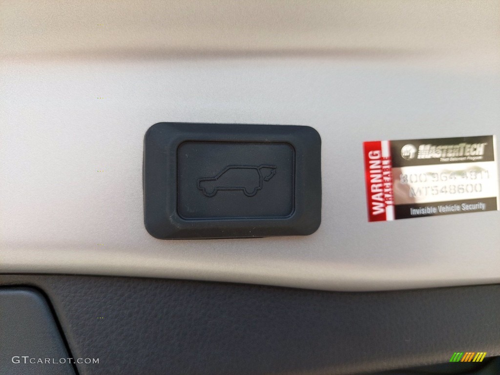 2019 RAV4 Limited - Silver Sky Metallic / Black photo #28