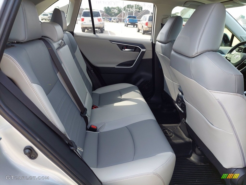 2019 RAV4 Limited - Silver Sky Metallic / Black photo #30
