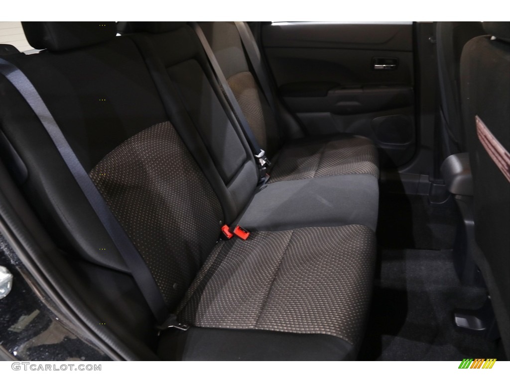 2016 Outlander Sport ES AWC - Labrador Black Pearl / Black photo #13