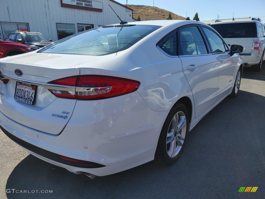 2018 Fusion Hybrid SE - Oxford White / Ebony photo #6