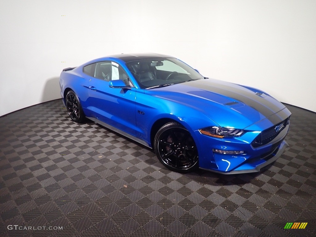 2020 Mustang GT Premium Fastback - Velocity Blue / Ebony photo #3