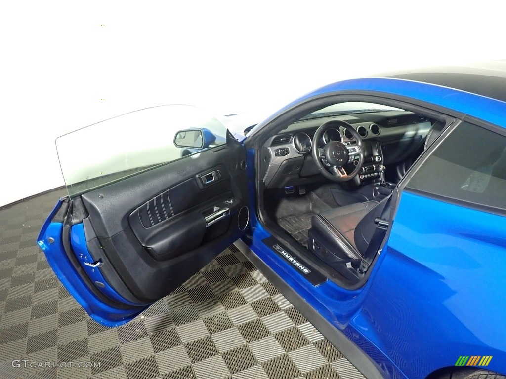 2020 Mustang GT Premium Fastback - Velocity Blue / Ebony photo #21