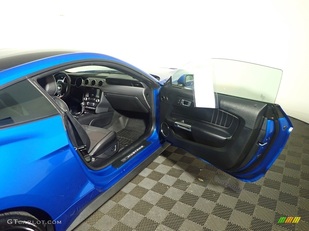 2020 Mustang GT Premium Fastback - Velocity Blue / Ebony photo #37