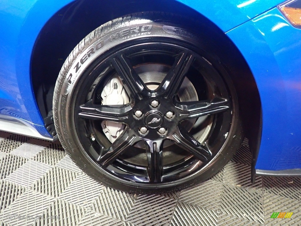 2020 Mustang GT Premium Fastback - Velocity Blue / Ebony photo #40