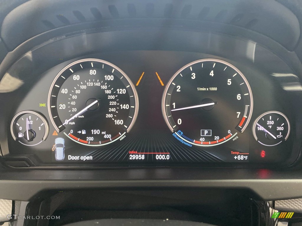 2018 X5 sDrive35i - Glacier Silver Metallic / Black photo #21