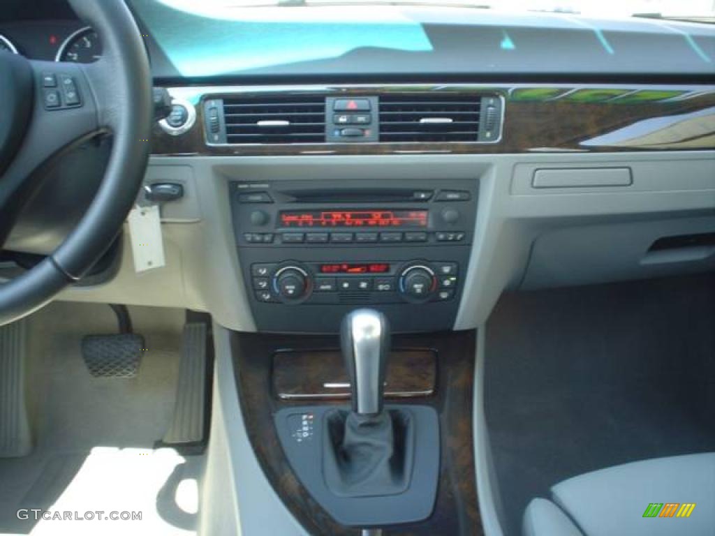 2006 3 Series 330i Sedan - Silver Grey Metallic / Grey photo #7