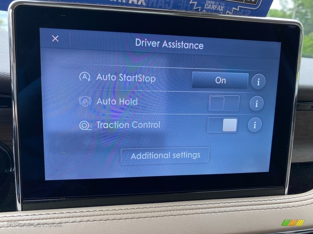 2021 Lincoln Corsair Reserve AWD Controls Photos