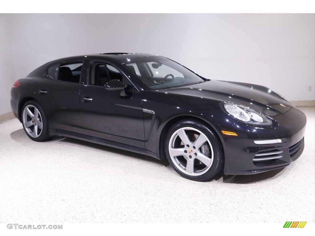 2015 Panamera 4 - Black / Black photo #1