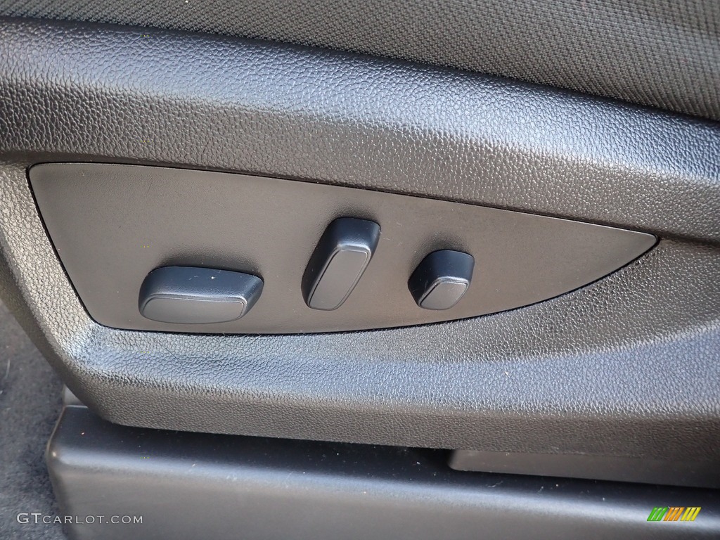 2019 Tahoe LS 4WD - Pepperdust Metallic / Jet Black photo #26