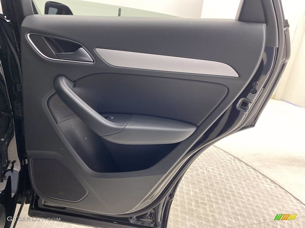 2017 Audi Q3 2.0 TFSI Premium Plus quattro Black Door Panel Photo #142338440
