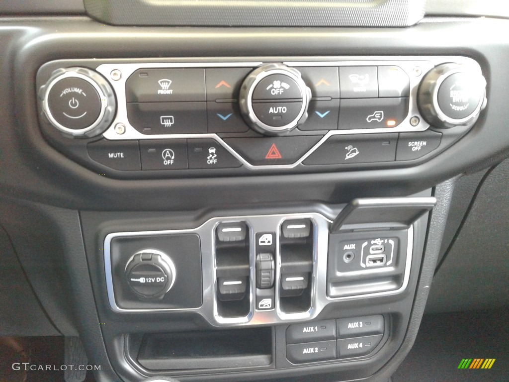 2021 Jeep Wrangler Unlimited Freedom Edition 4x4 Controls Photo #142338451