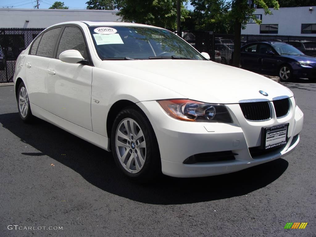 2006 3 Series 325xi Sedan - Alpine White / Black photo #2