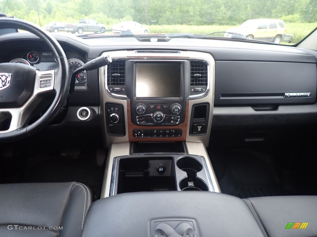 2013 Ram 3500 Laramie Mega Cab 4x4 Dashboard Photos