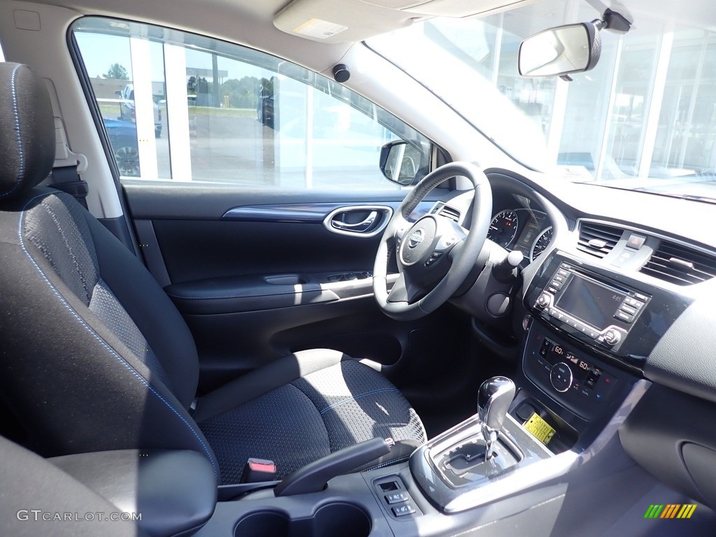 2018 Sentra SR Turbo - Deep Blue Pearl / Charcoal photo #10