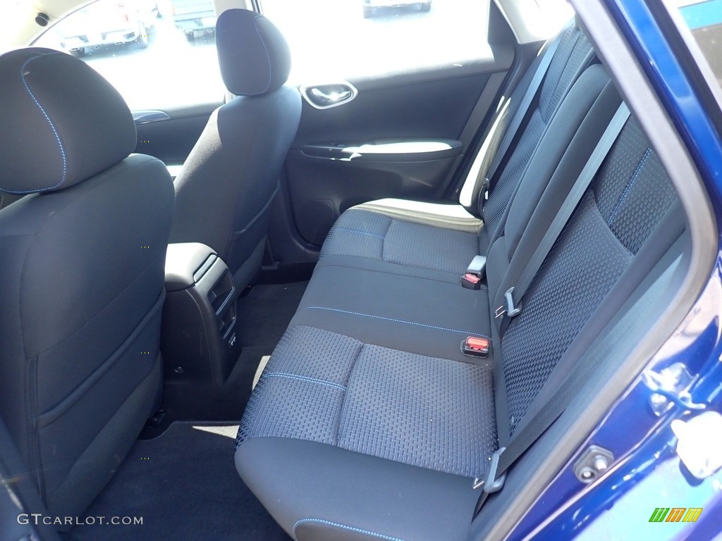 2018 Sentra SR Turbo - Deep Blue Pearl / Charcoal photo #13