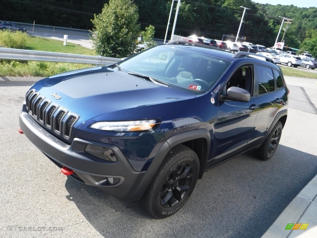 2018 Cherokee Trailhawk 4x4 - Patriot Blue Pearl / Black photo #11