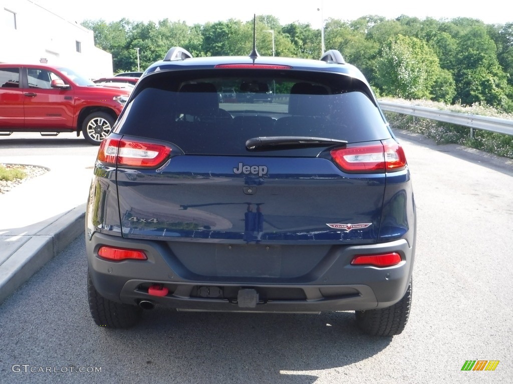 2018 Cherokee Trailhawk 4x4 - Patriot Blue Pearl / Black photo #13