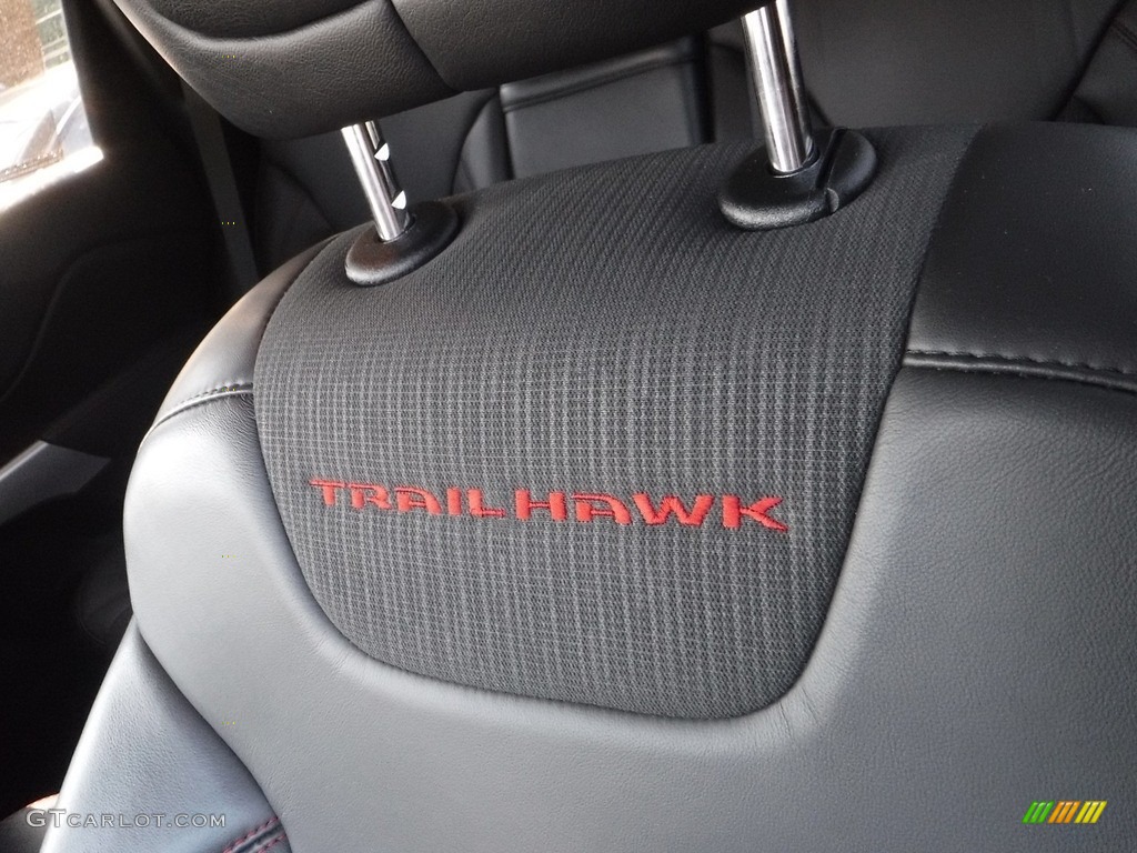 2018 Cherokee Trailhawk 4x4 - Patriot Blue Pearl / Black photo #20
