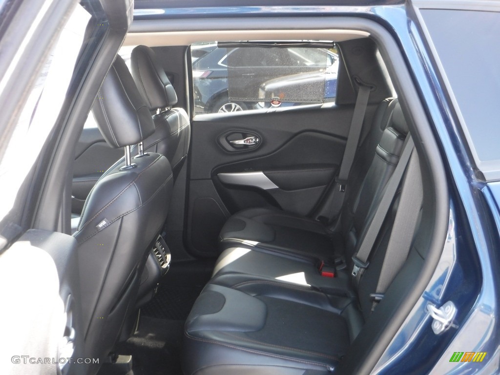 2018 Cherokee Trailhawk 4x4 - Patriot Blue Pearl / Black photo #22