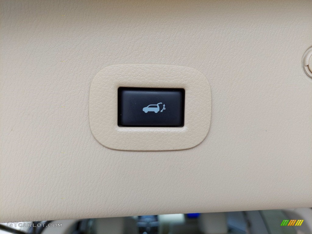 2016 QX80  - Majestic White / Wheat photo #30